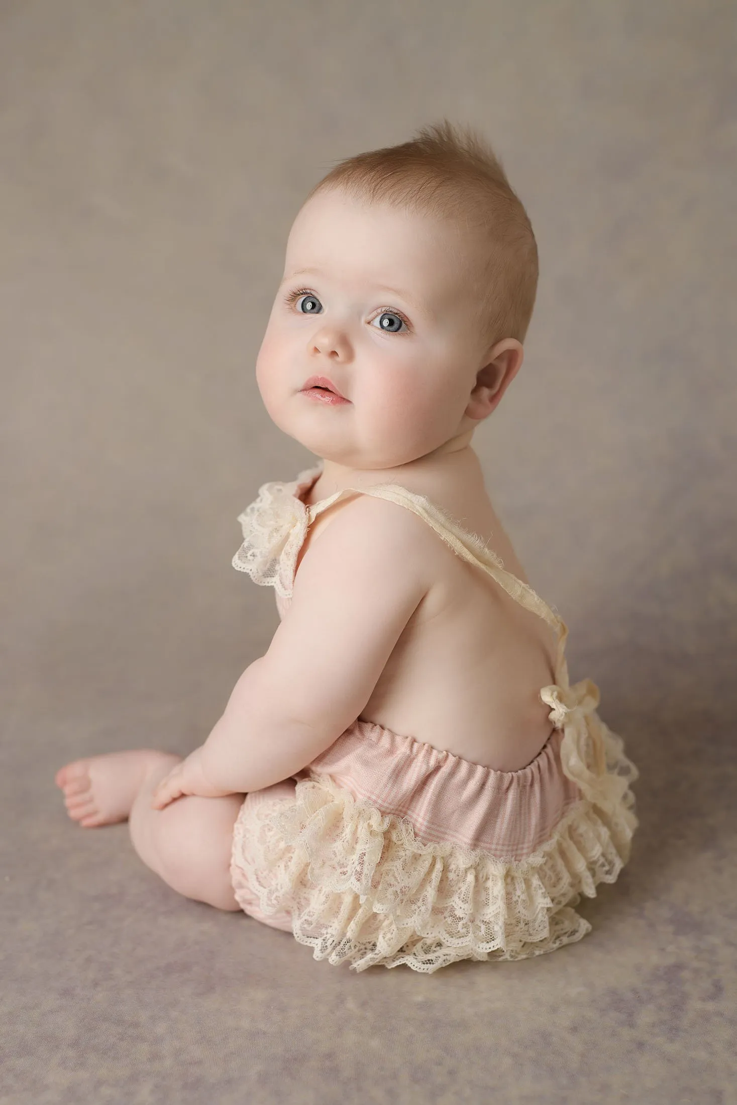 Ellie Sitter Session 125