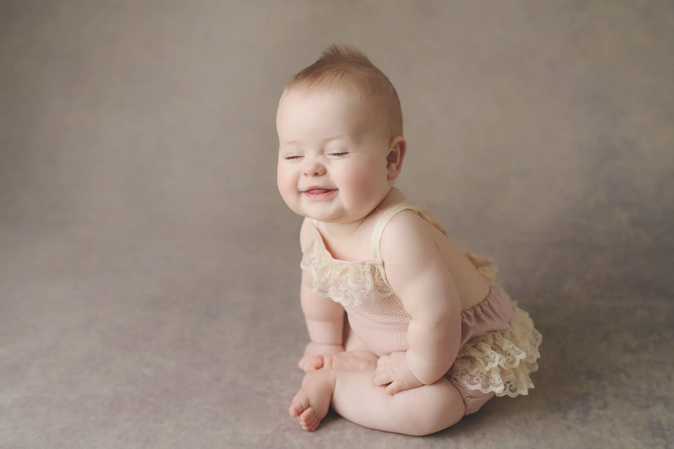 Ellie Sitter Session 127