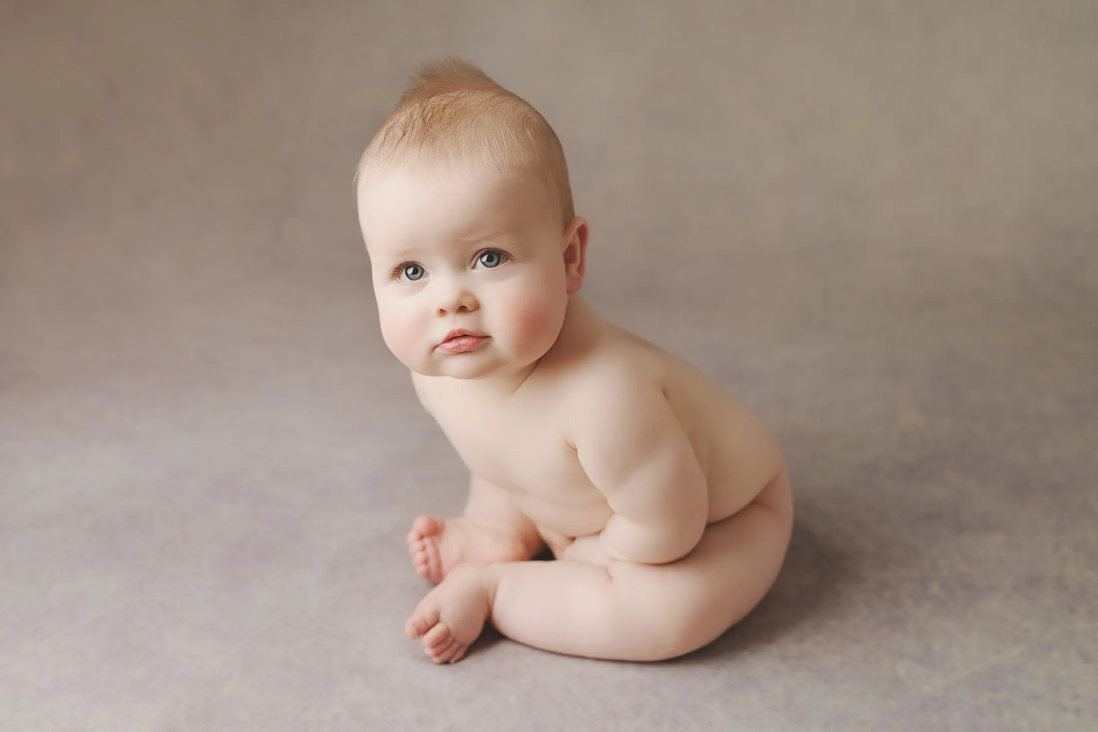 Ellie Sitter Session 142