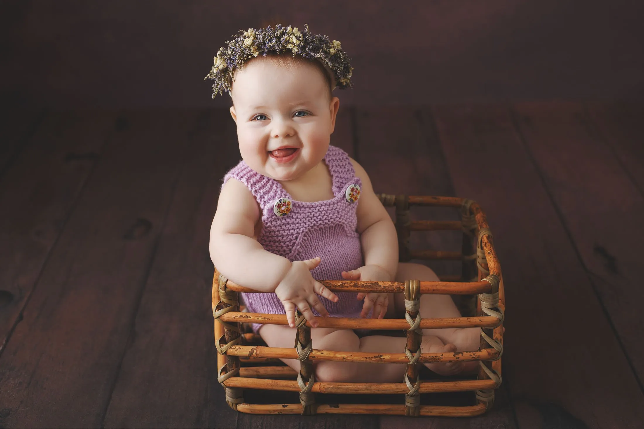 Ellie Sitter Session 154