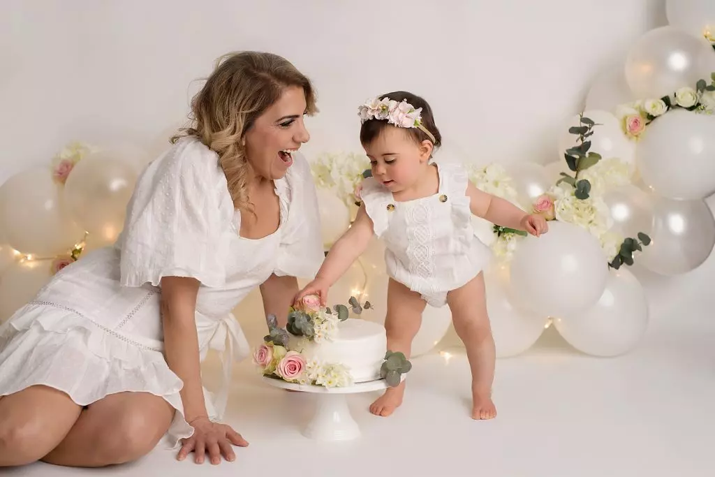 Olivia Cake Smash 106