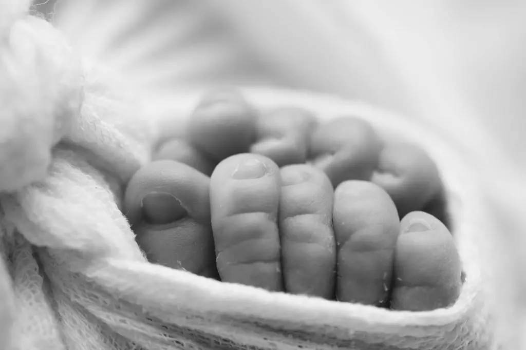 Xanthia | 12 Days 20 newborn photography sydney