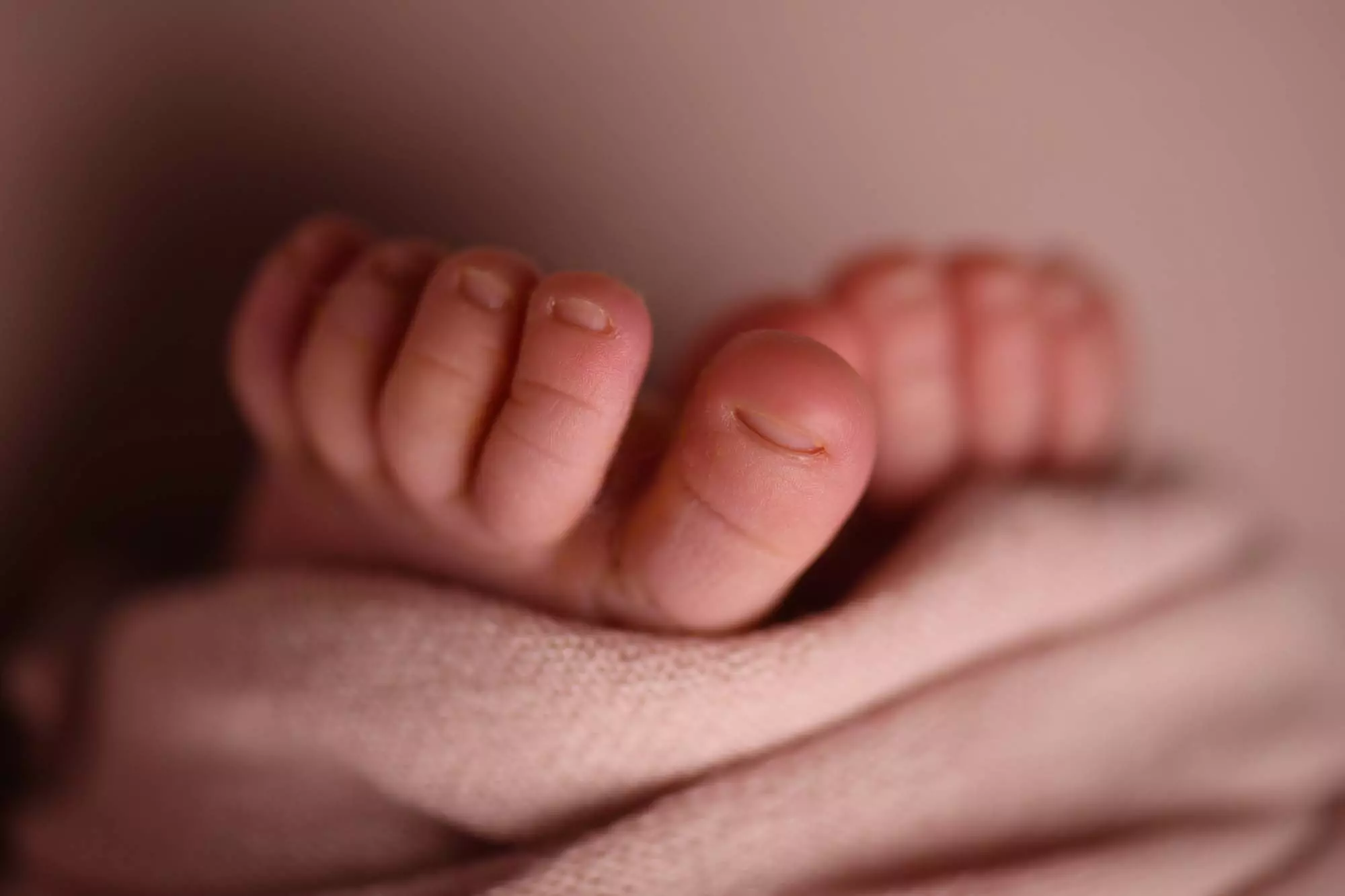 Evie | 5 days 34 Evie Newborn Photography South West Sydney 77