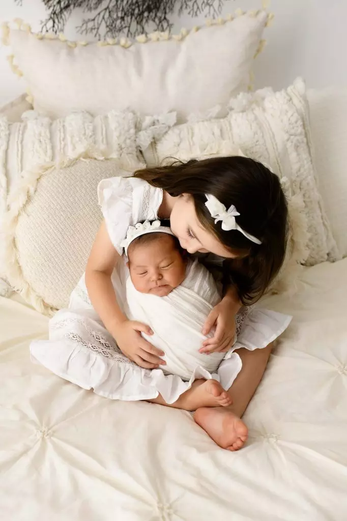 Isla | 6 days 27 Isla Newborn Photography South West Sydney 24