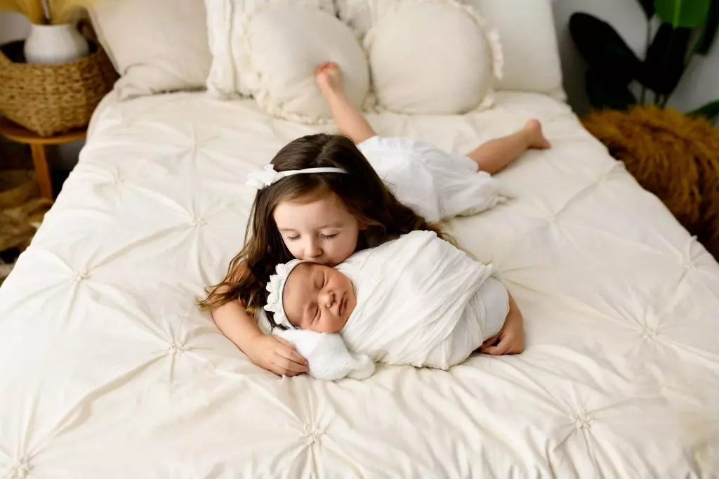 Isla | 6 days 23 Isla Newborn Photography South West Sydney 32