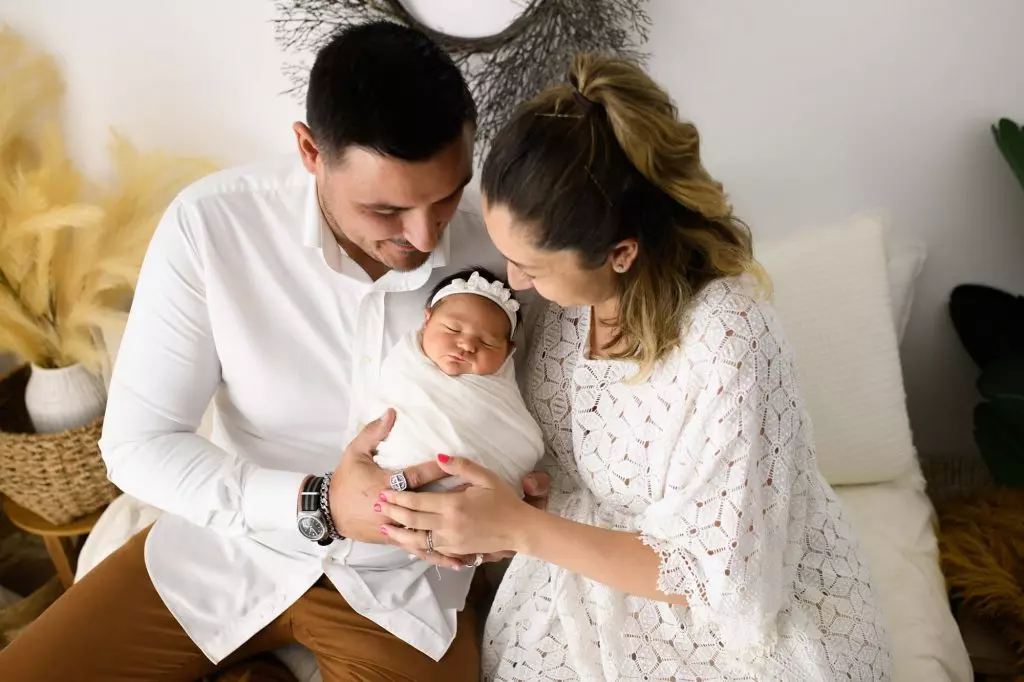 Isla | 6 days 20 Isla Newborn Photography South West Sydney 44