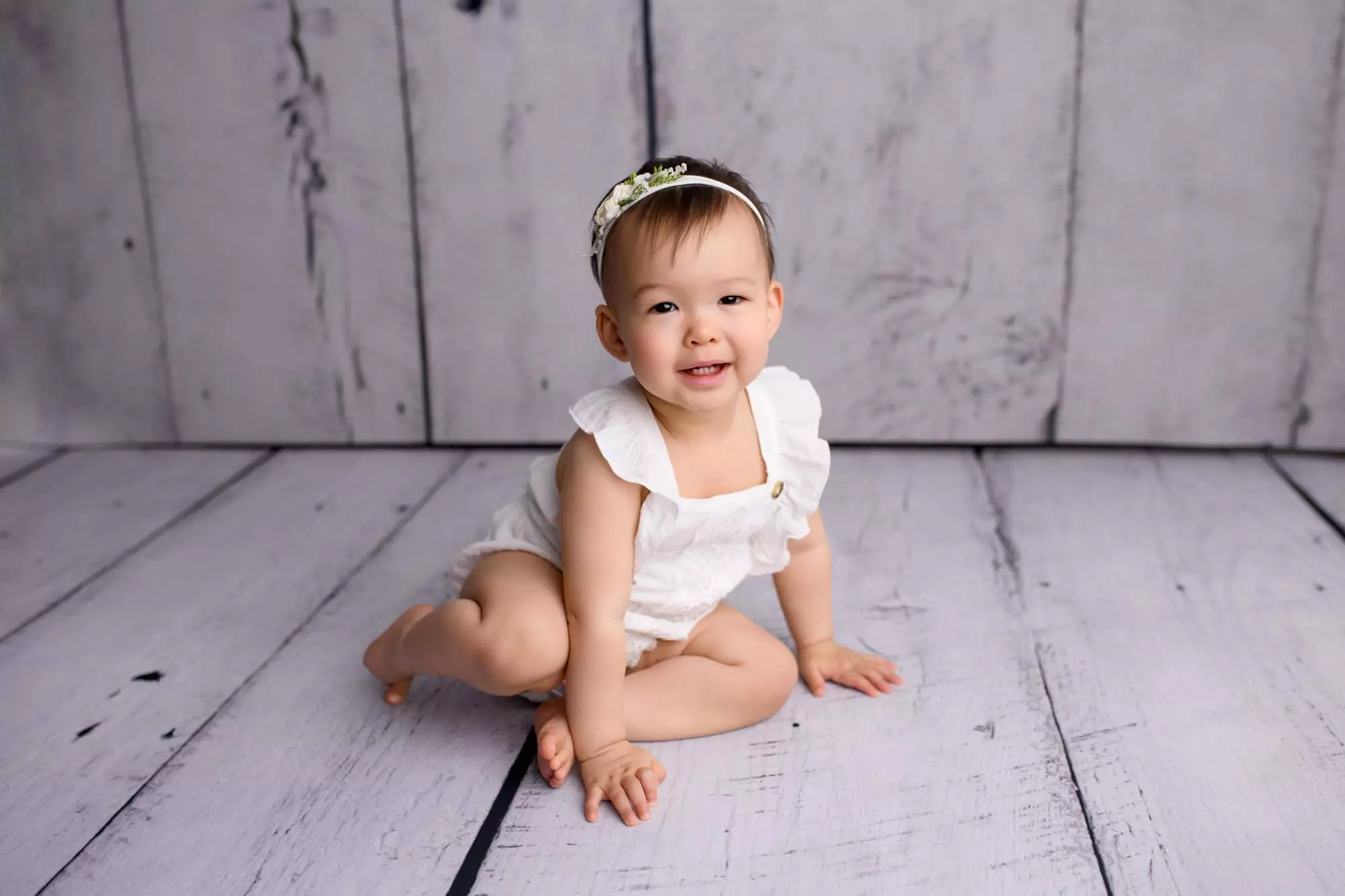 Millie | 12 months 8 Millie Cake smash Photography South West Sydney 16