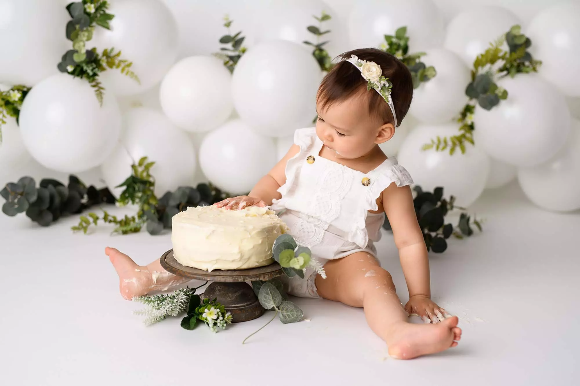 Millie | 12 months 16 Millie Cake smash Photography South West Sydney 32