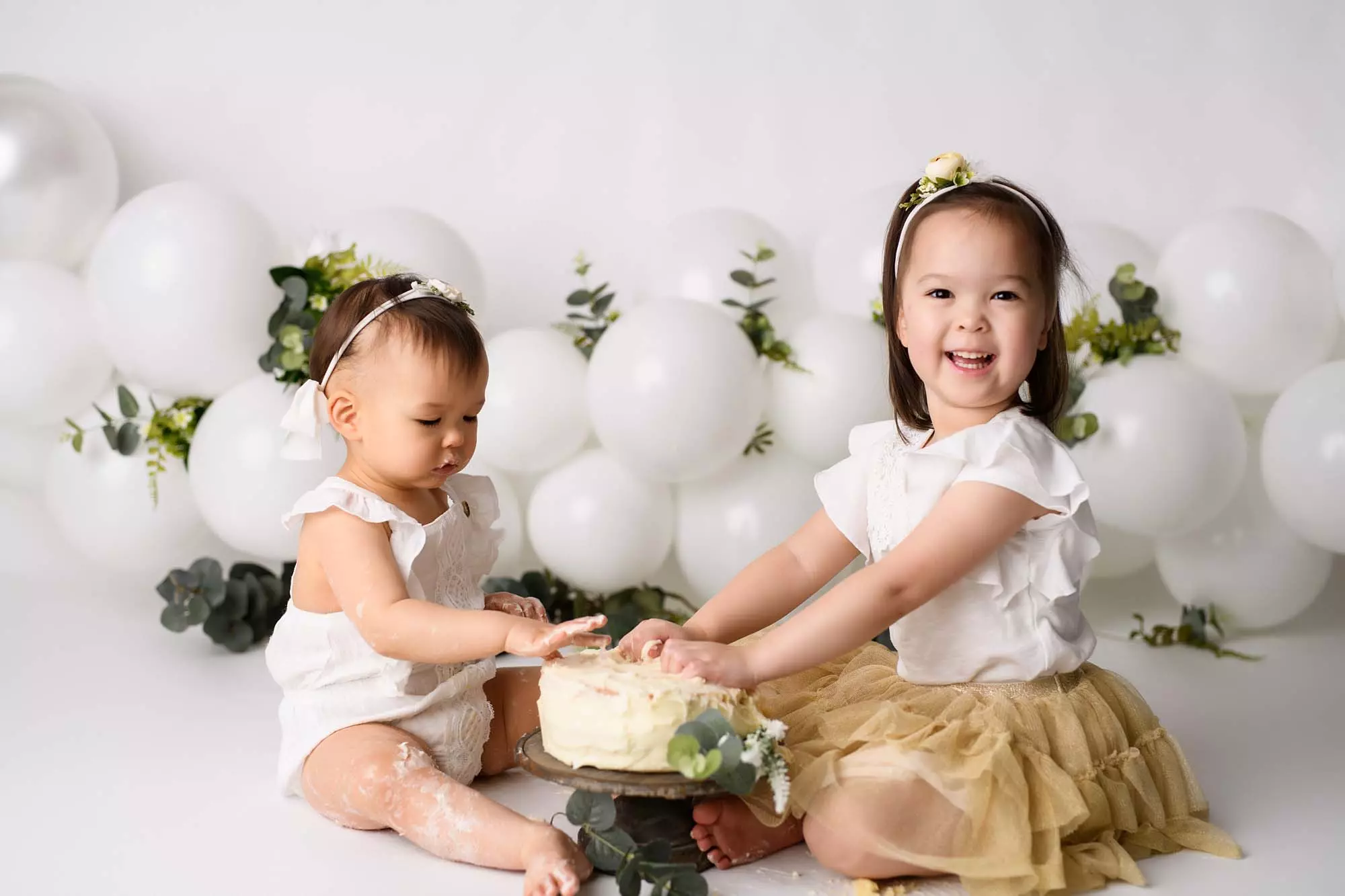 Millie | 12 months 22 Millie Cake smash Photography South West Sydney 44