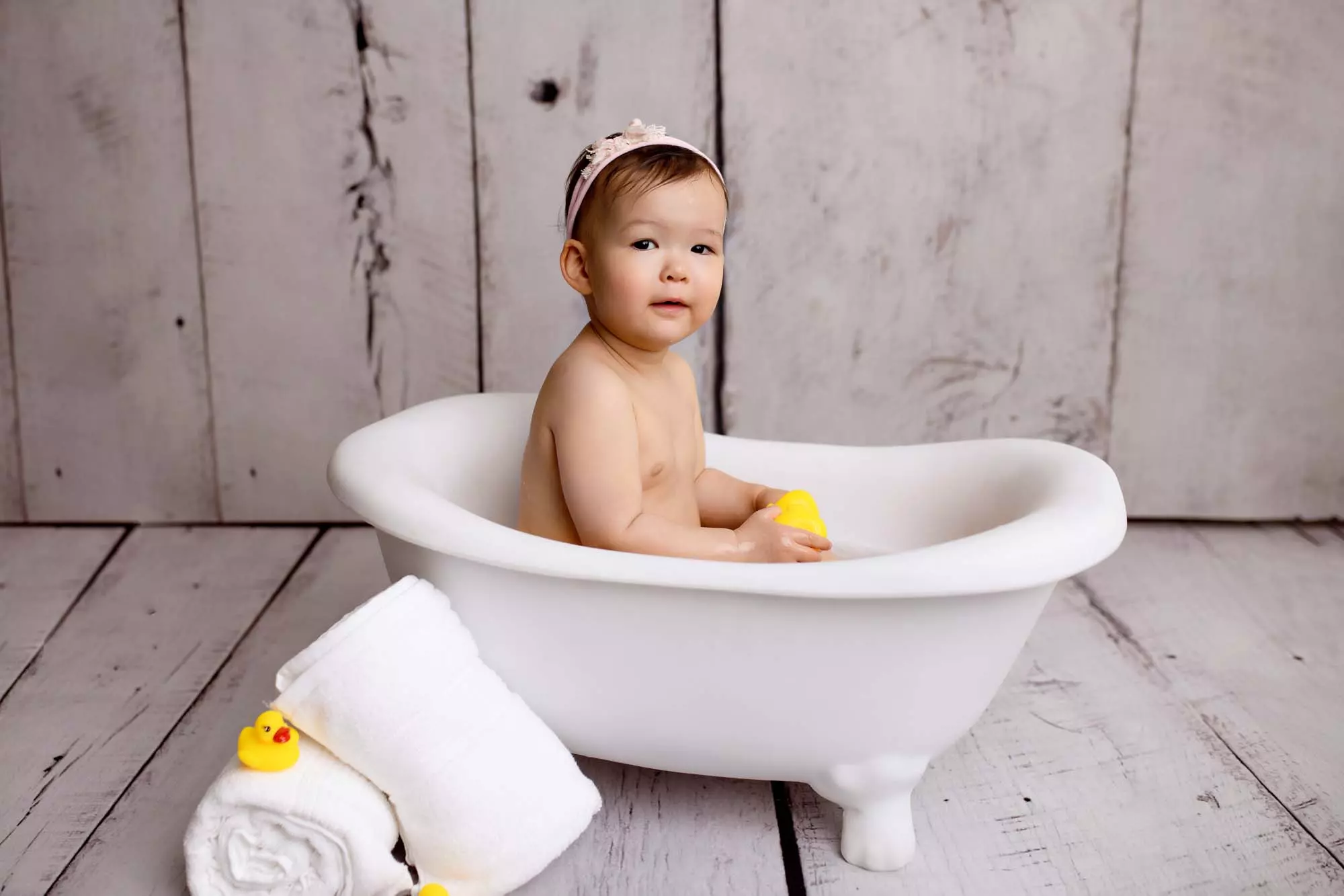 Millie | 12 months 29 Millie Cake smash Photography South West Sydney 58