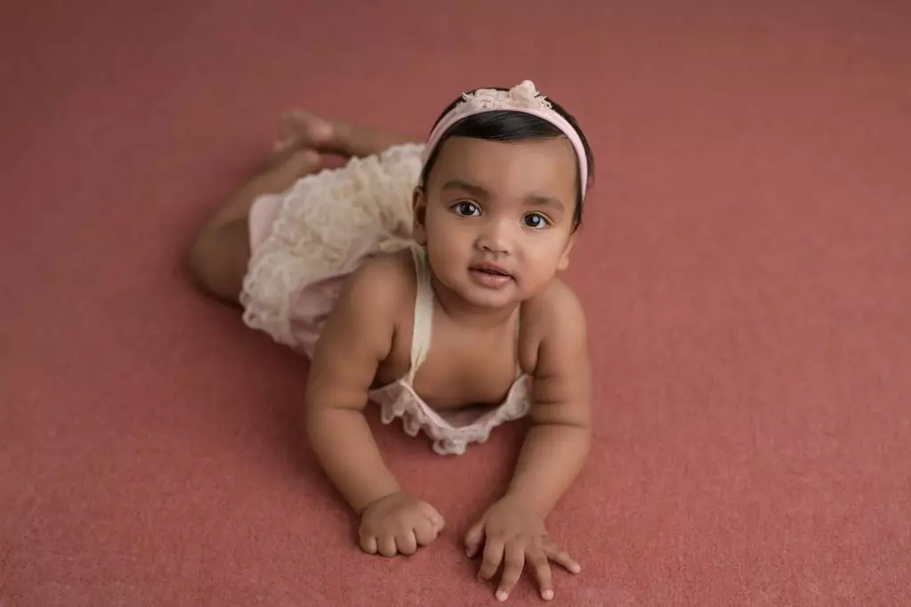 Anaya | 8 months 17 Sydney baby photographer Anaya sitter 117