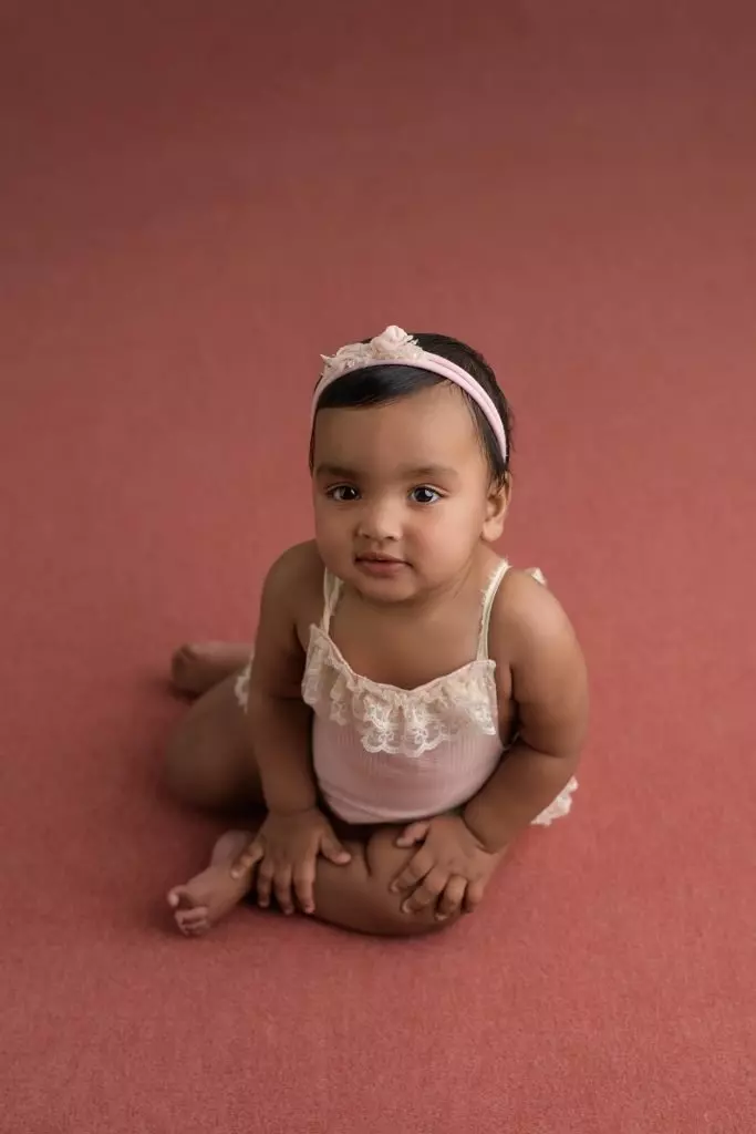 Anaya | 8 months 20 Sydney baby photographer Anaya sitter 120