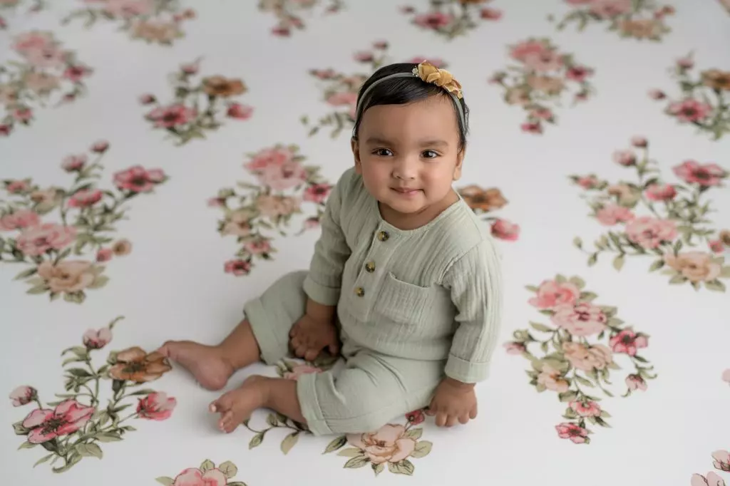 Anaya | 8 months 26 Sydney baby photographer Anaya sitter 126