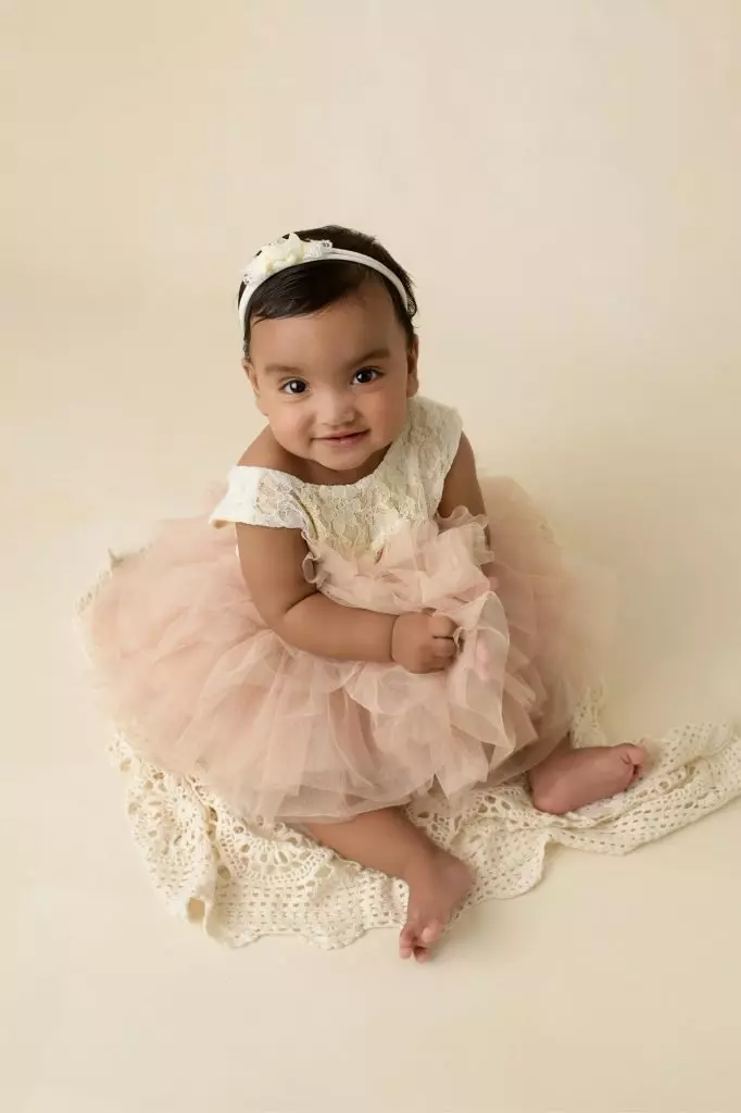 Anaya | 8 months 35 Sydney baby photographer Anaya sitter 135