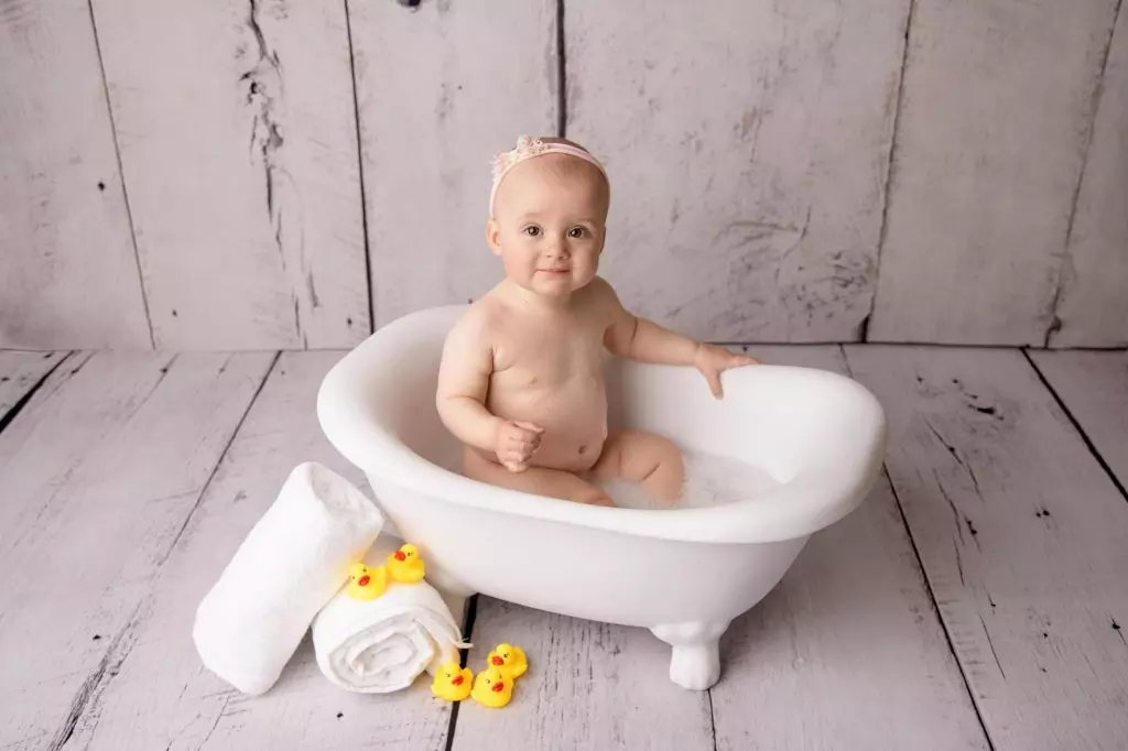 Sydney baby photographer Remy cake smash 114