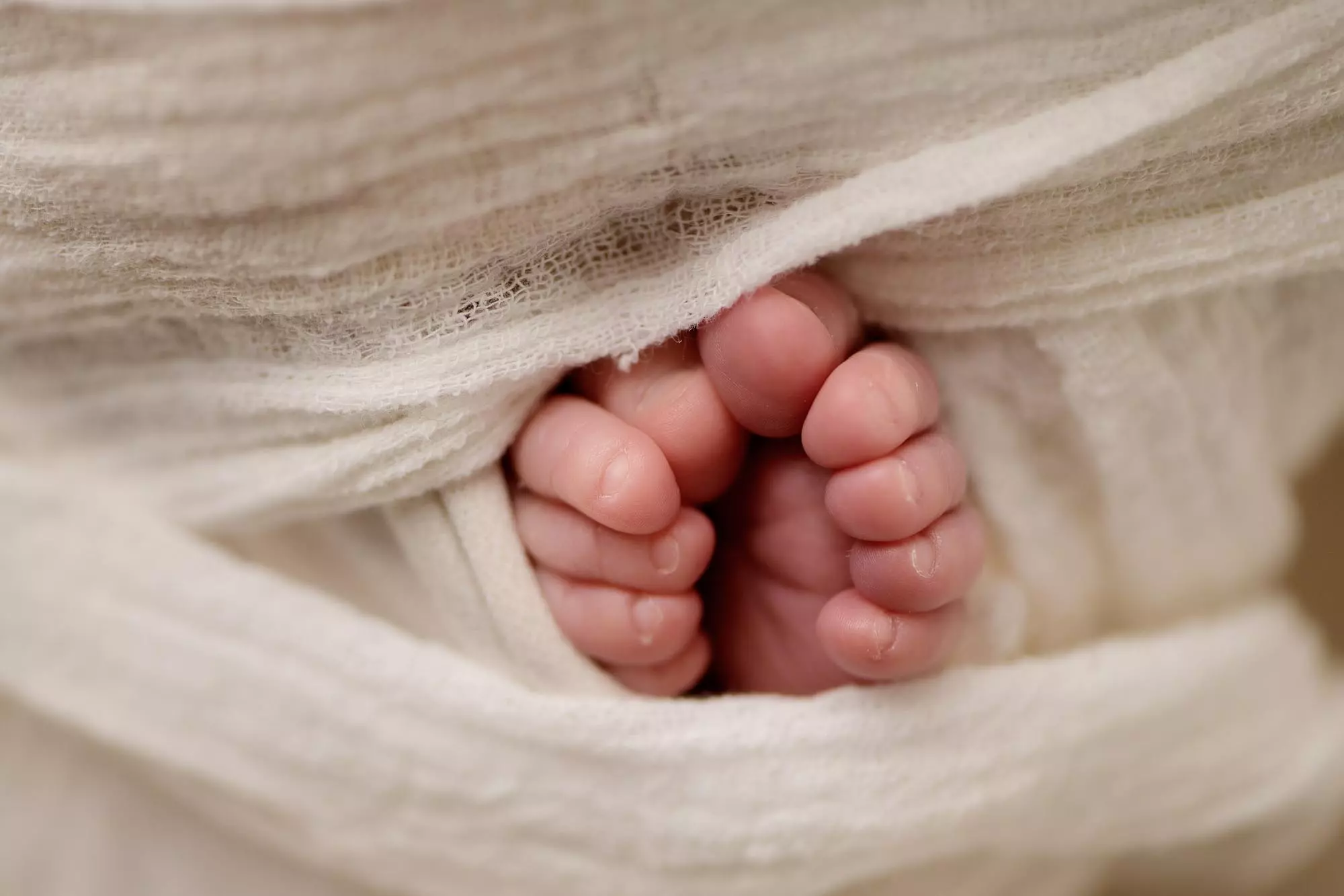 Sienna | 10 days 6 Sienna newborn photography sydney012