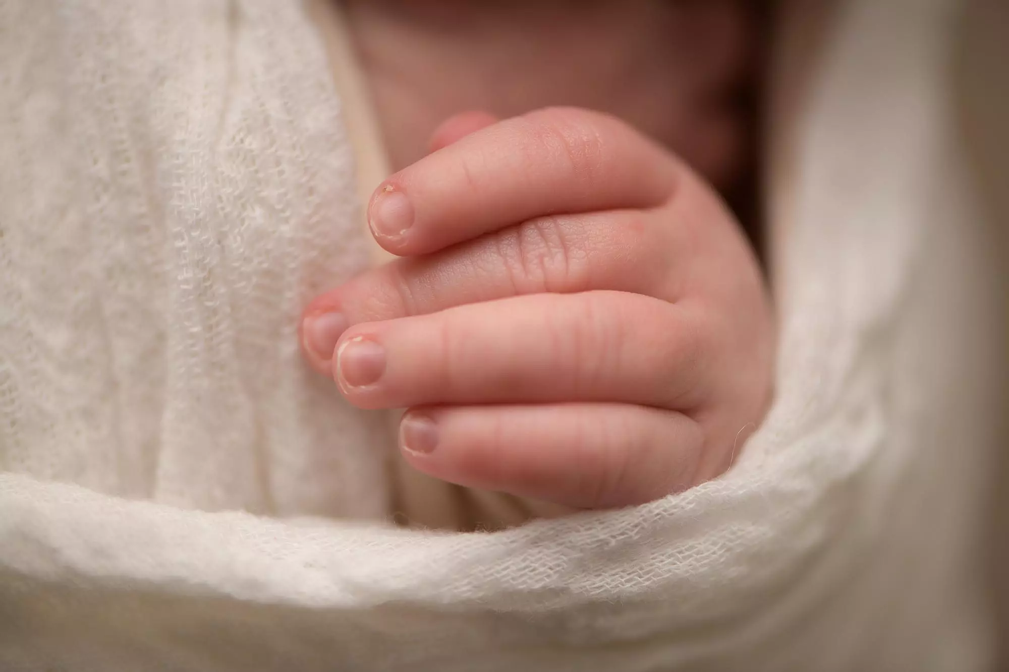 Sienna | 10 days 8 Sienna newborn photography sydney016