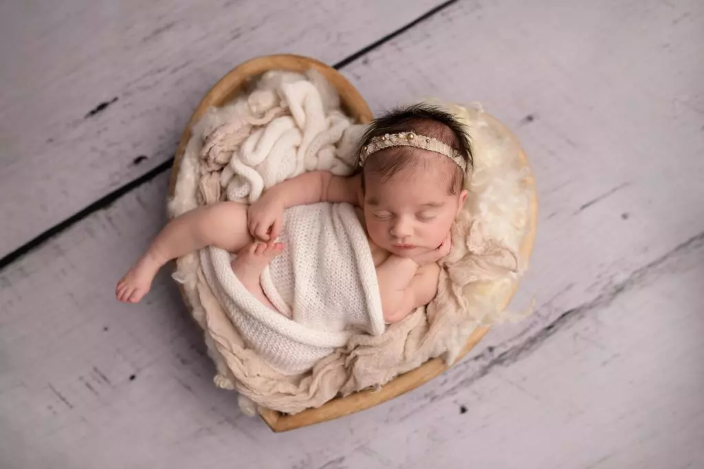 Audrie | 10 days 11 Audrie newborn baby photographer sydney389