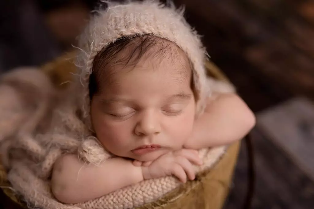 Audrie | 10 days 12 Audrie newborn baby photographer sydney391