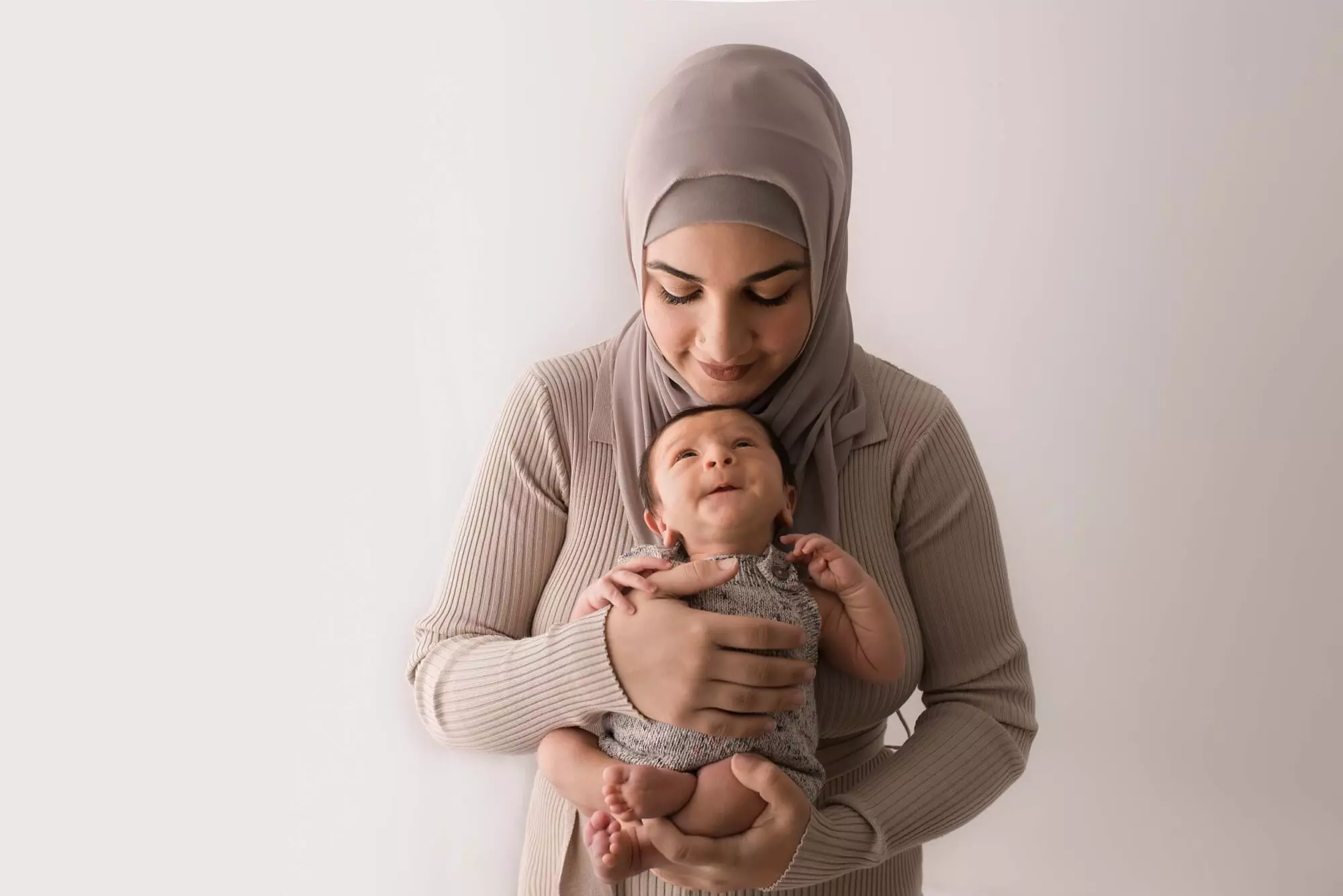 Newborn Photographer Sydney Stelle Studio 076
