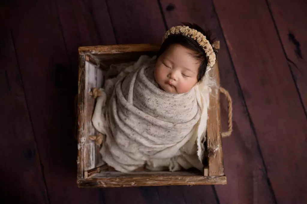 Newborn Photographer Sydney Stelle Studio 111
