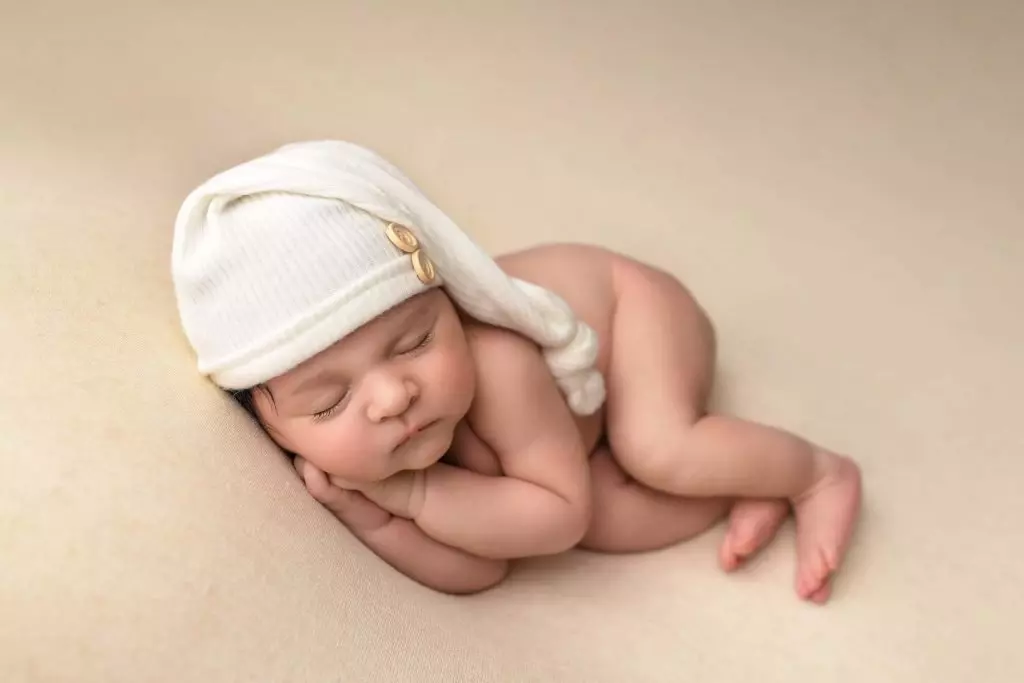 Noah | 8 days 3 newborn photography