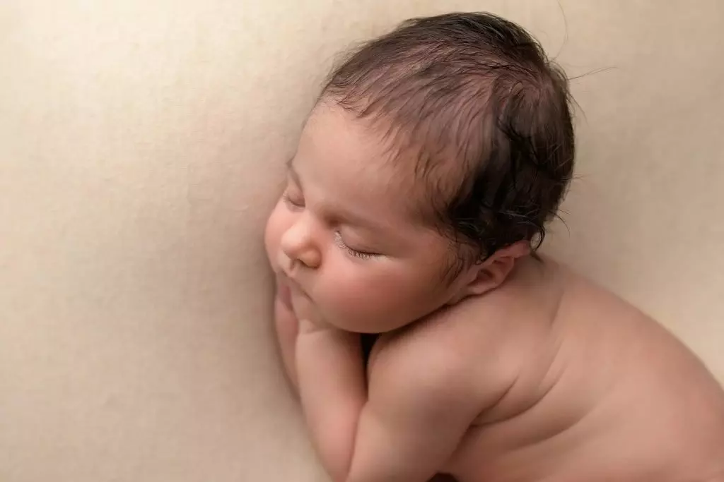 Noah | 8 days 4 newborn photography