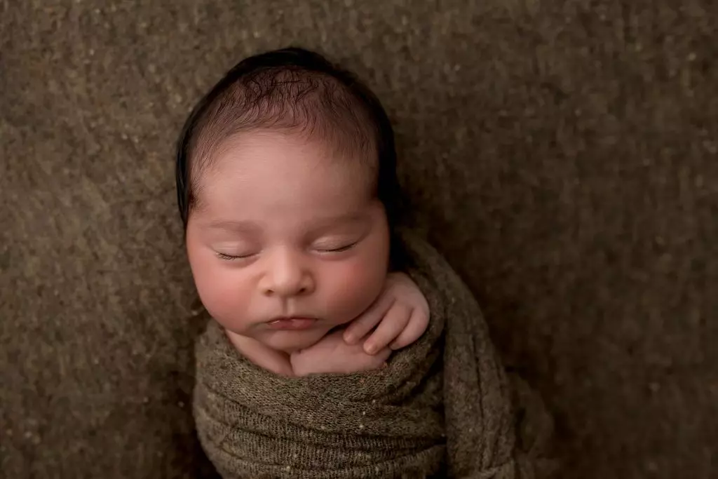 Noah | 8 days 10 newborn photography