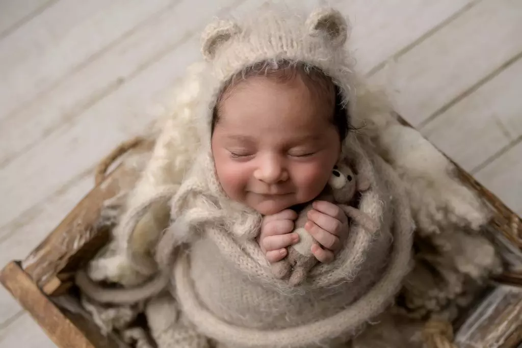 Noah | 8 days 15 newborn photography