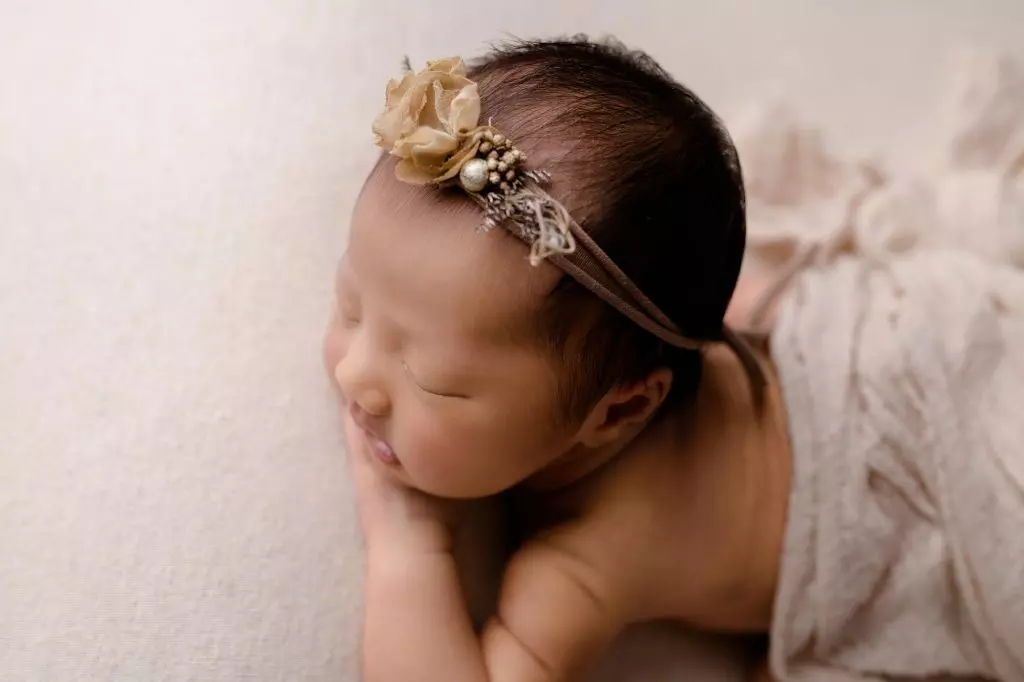 Millie | 10 days 21 Millie newborn photographer sydney 021