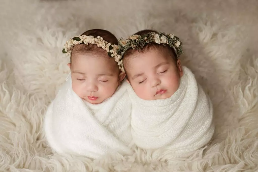 Zara & Lola | 3 months 3 Newborn Photographer sydney 122