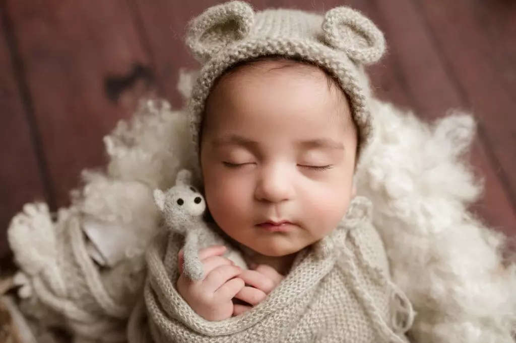 Zara & Lola | 3 months 14 Newborn Photographer sydney 133