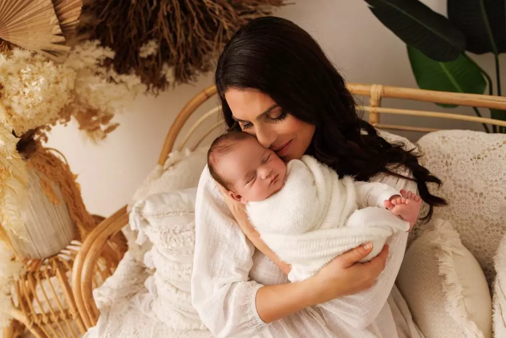 Newborn baby photographer 9