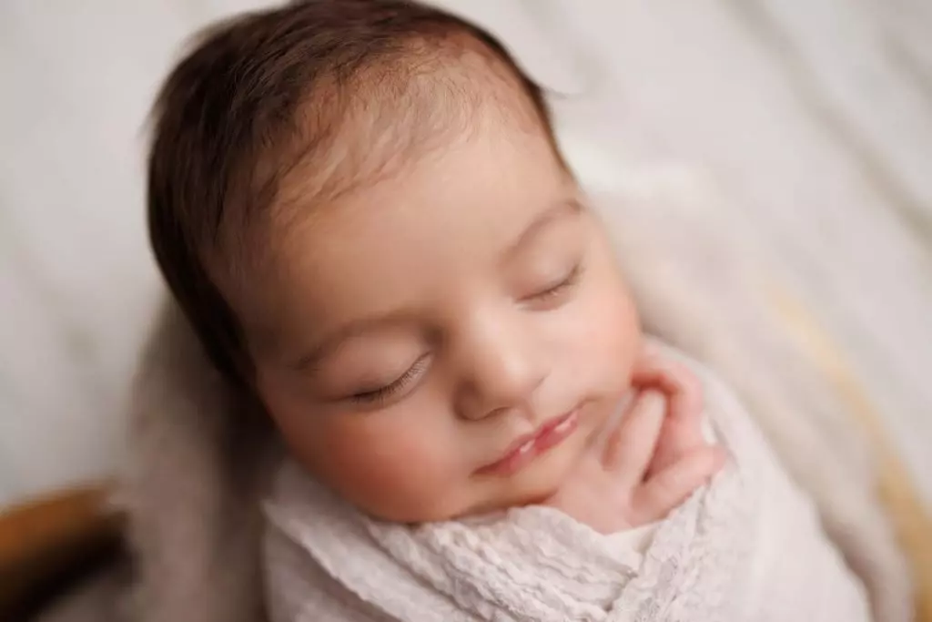 Aziel newborn baby photographer 11