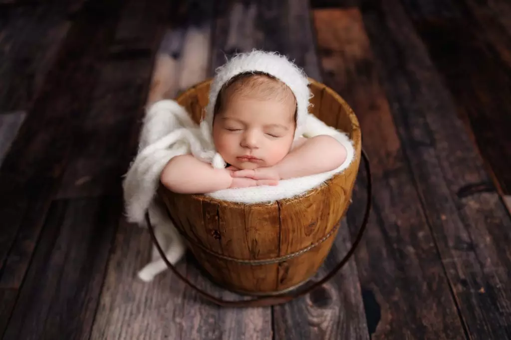 Aziel newborn baby photographer 27