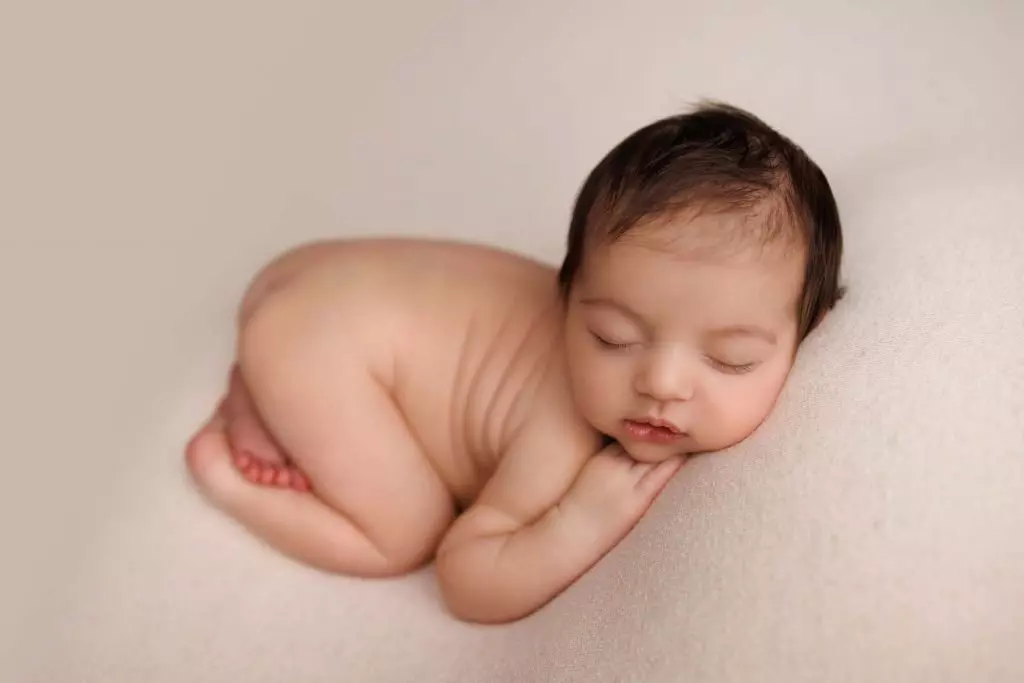 Aziel newborn baby photographer 29