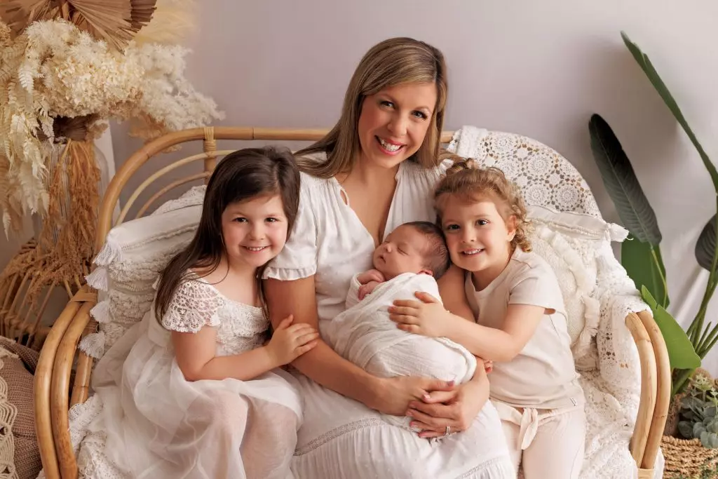 Charlie newborn photography narellan 9