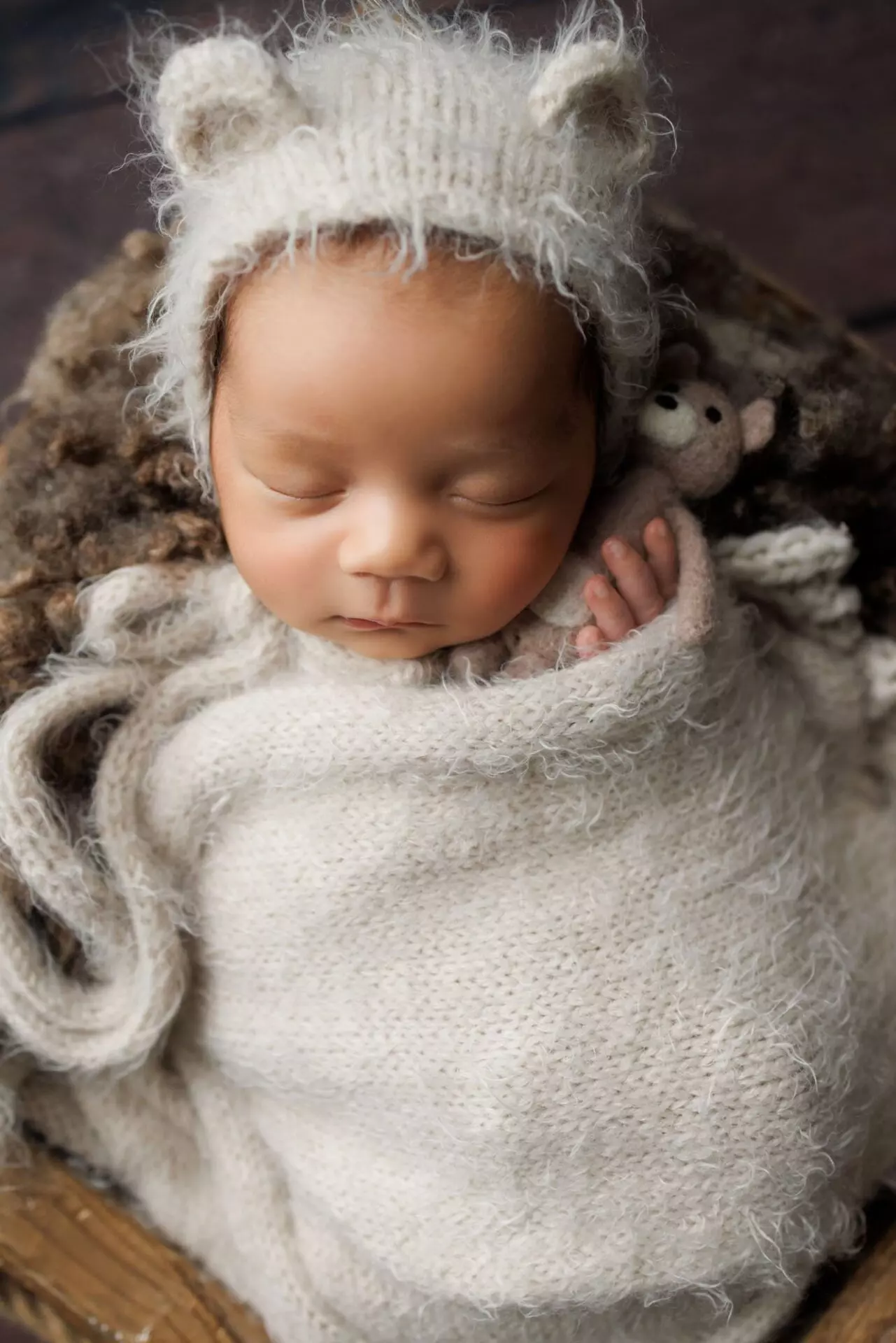 Eamon newborn photography gregory hills 6