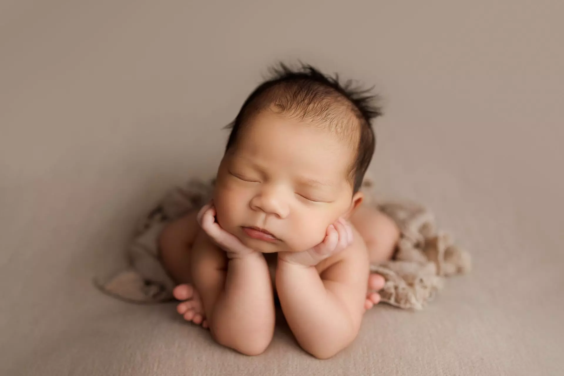 Eamon newborn photography gregory hills 9