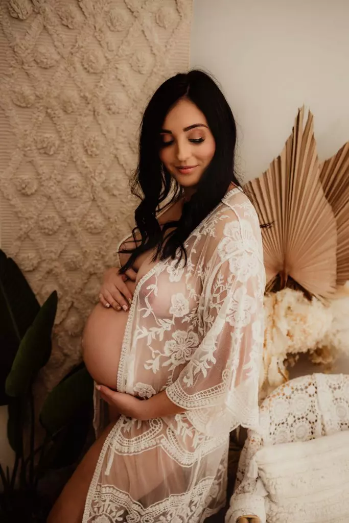 Lucy maternity photography narellan 3