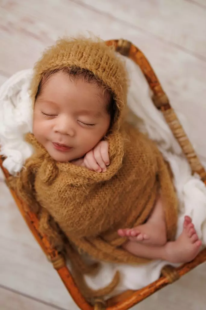 Ares | 13 days. Beautiful newborn photos of a sweet baby boy. 11 Ares newborn photography Camden 1500 10