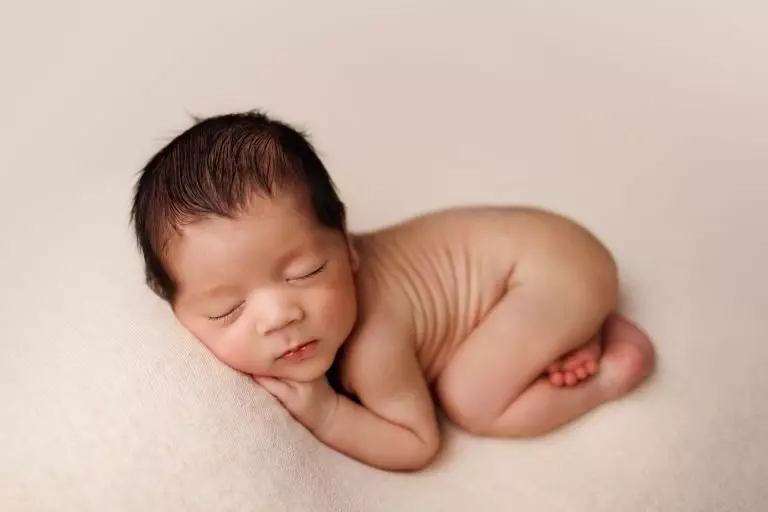 Ares | 13 days. Beautiful newborn photos of a sweet baby boy.