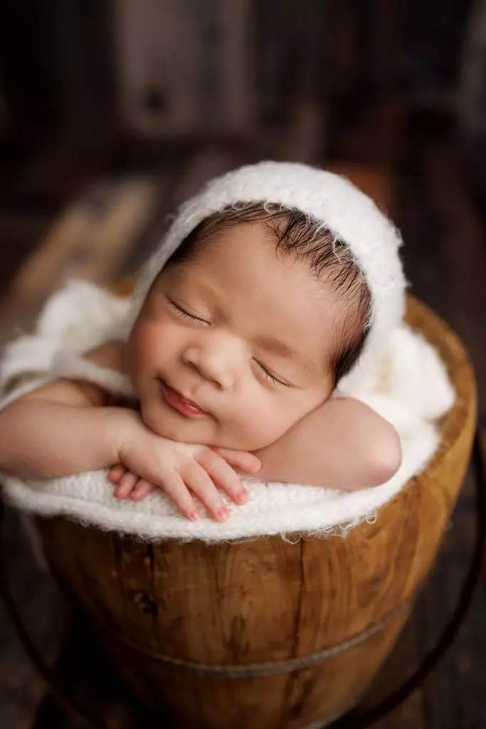 Ares | 13 days. Beautiful newborn photos of a sweet baby boy. 24 Ares newborn photography Camden 1500 23