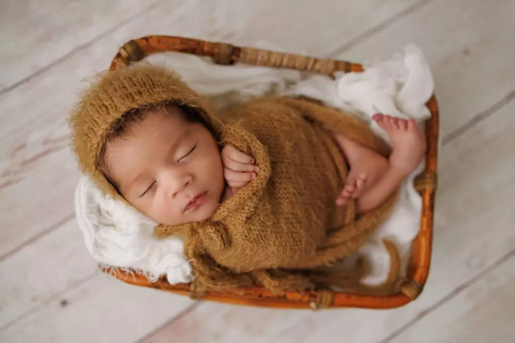 Ares | 13 days. Beautiful newborn photos of a sweet baby boy. 10 Ares newborn photography Camden 1500 9