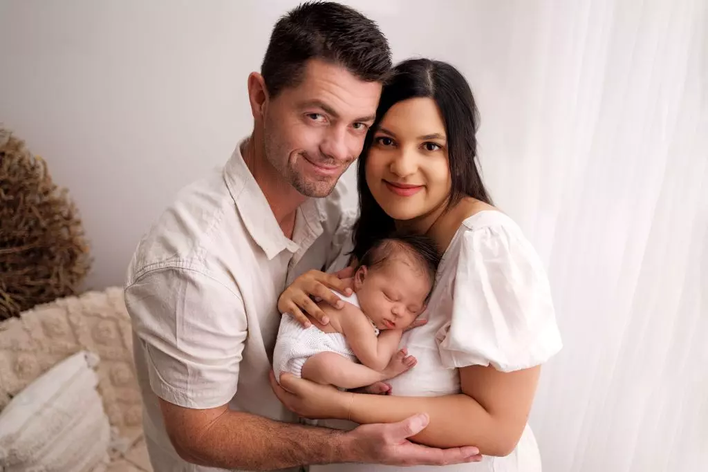 Matilda | 7 days old. A simple & stunning newborn portrait shoot. 23 newborn photography sydney baby portrait studio Matilda 073