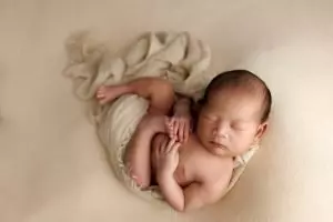 Newborn Photo Shoot | Cara 19 family photography sydneyportrait studio Sydney Cara143