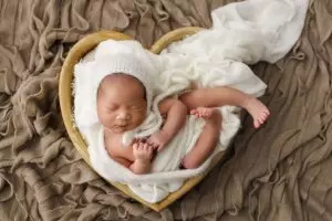 Newborn Photo Shoot | Cara 18 family photography sydneyportrait studio Sydney Cara144