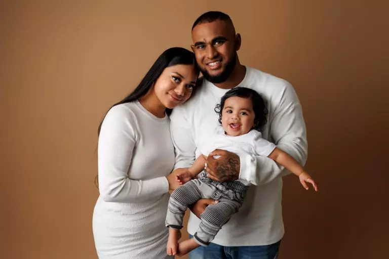 Beautiful family photos for this cute baby boy! Genesis | 5 months